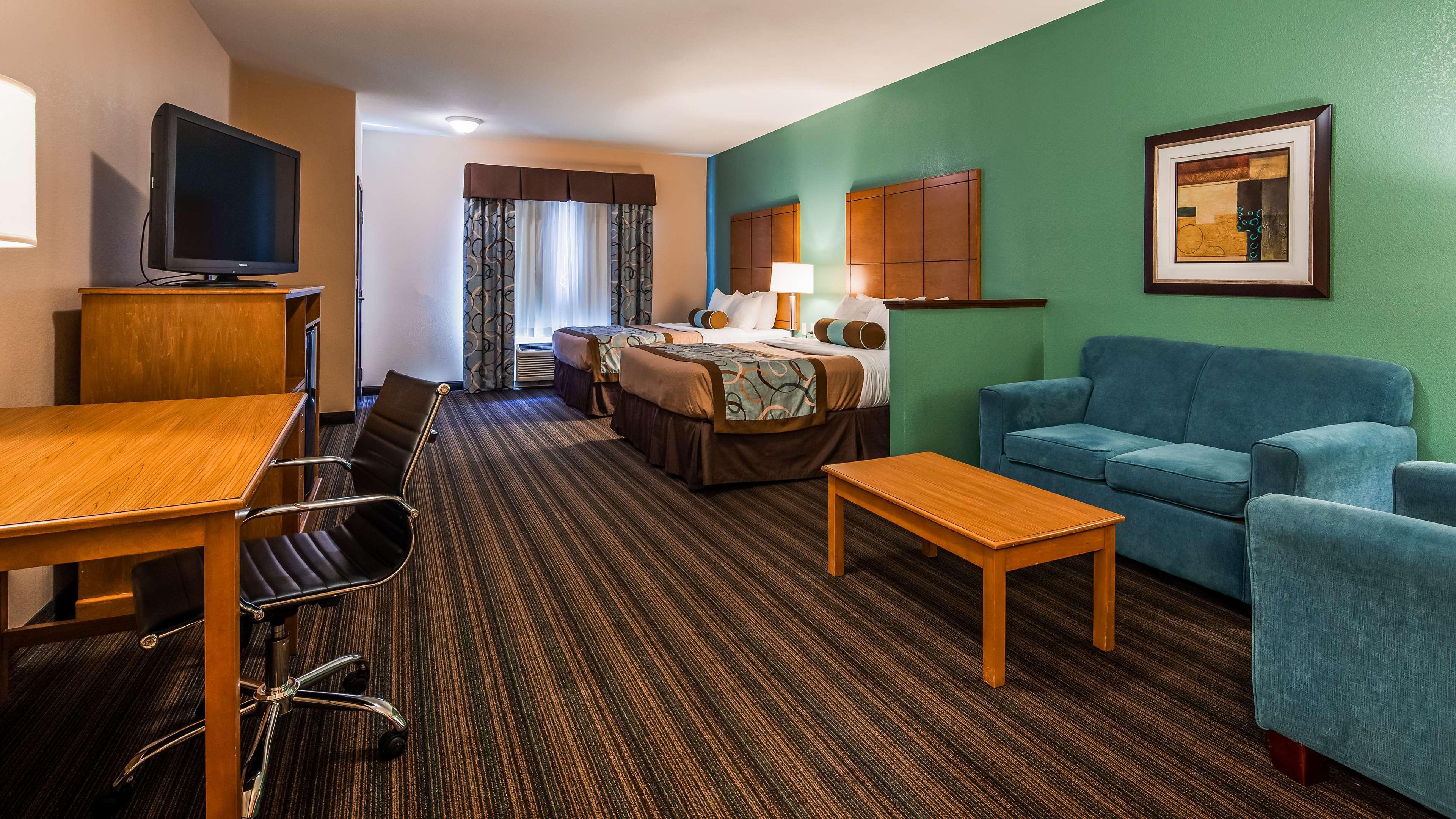 Best Western Plus Seminole Hotel & Suites Екстер'єр фото